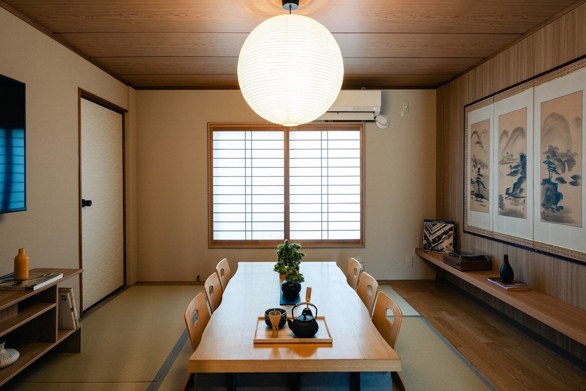 R2【新宿中心部に位置する】70m2、ローカルを感じるタウンハウス gallery image 2