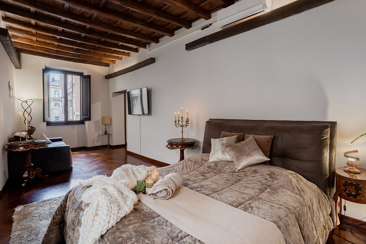 Trevi Fountain Stylish Guest House gallery image 3