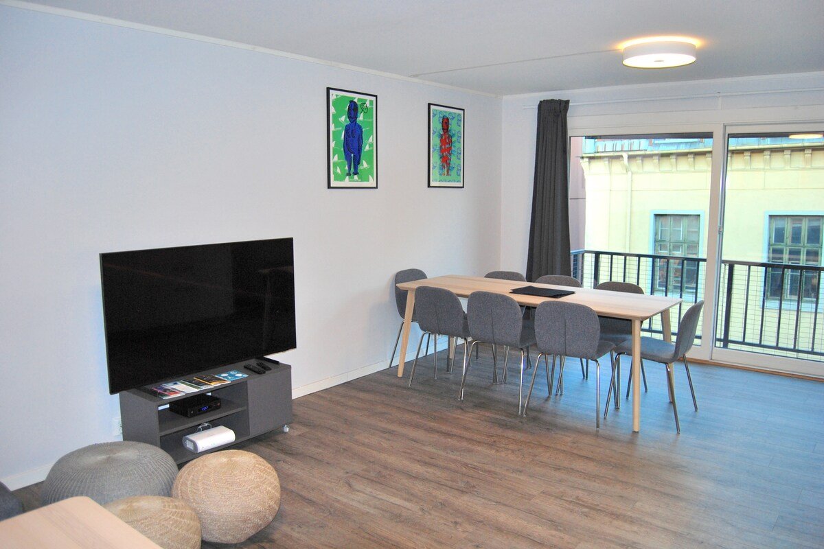 3BR Toppleilighet i sentrum med gratis parkering gallery image 5