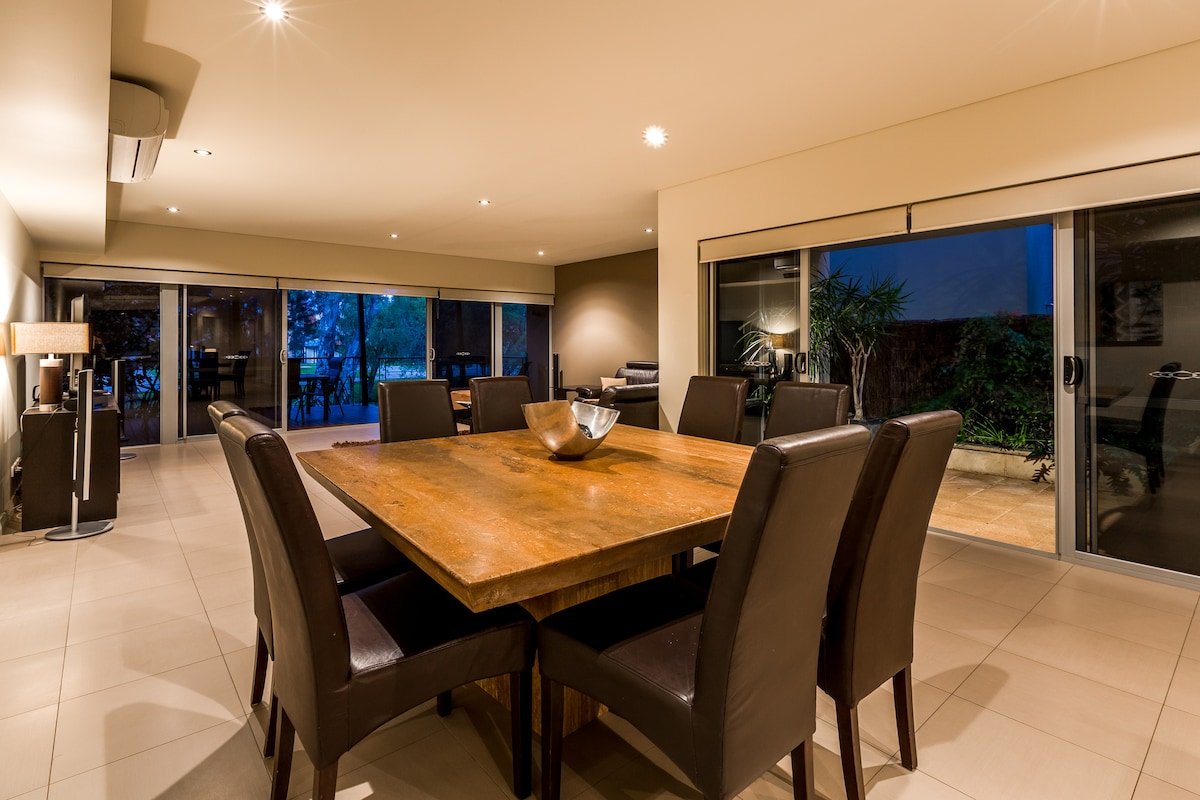 Dunsborough 4 bed 3.5 bathroom Resort Apartment gallery image 4