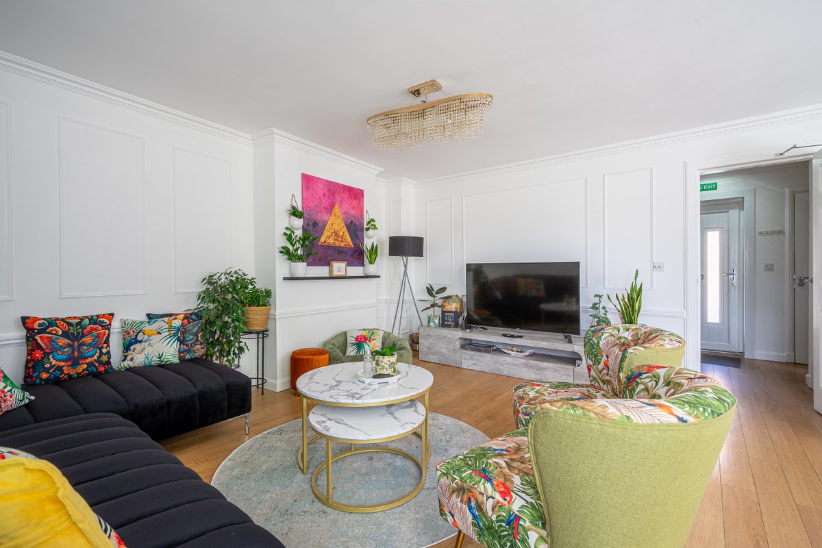 City Centre house – Arthur’s Seat View, Parking