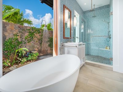 Kilohana Makai Luxury 4 Bedroom Luxury Home w/Priv