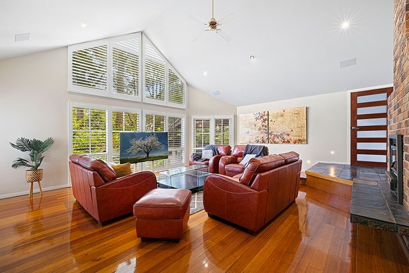 Luxury Home with a spectacular view gallery image 5