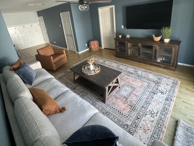 4-bedroom centrally located LA & OC w/hot tub