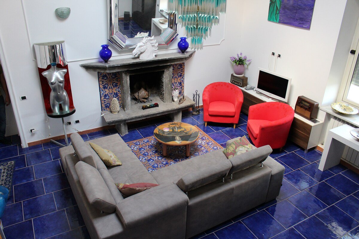 Attico Blu gallery image 3