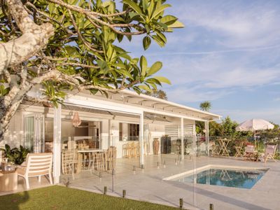 Waterfront luxury accommodation