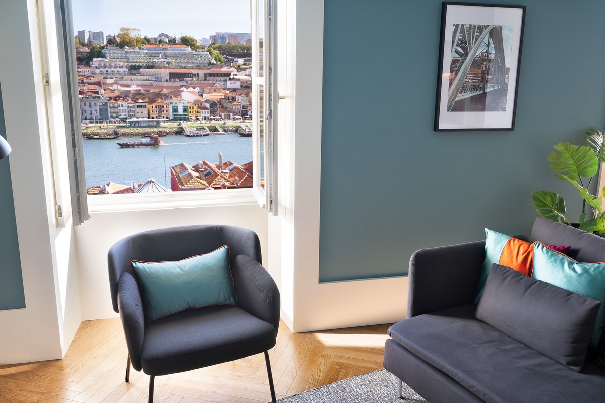 45 5 Blue Gem With River Views