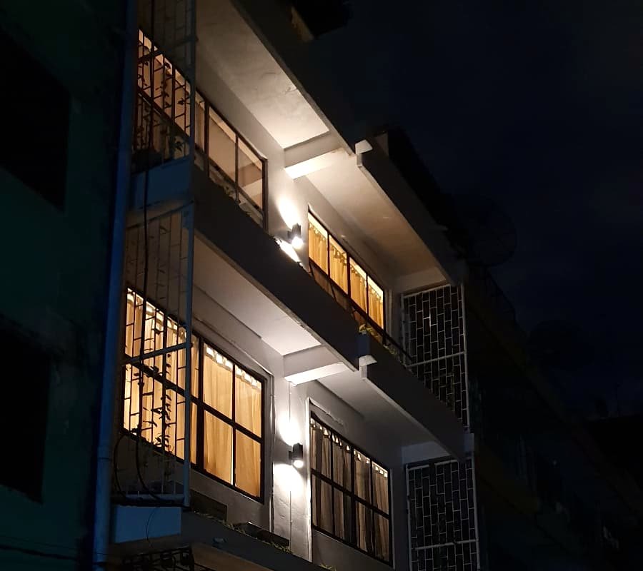 Beautiful Super Modern Gigantic Designer Home gallery image 3