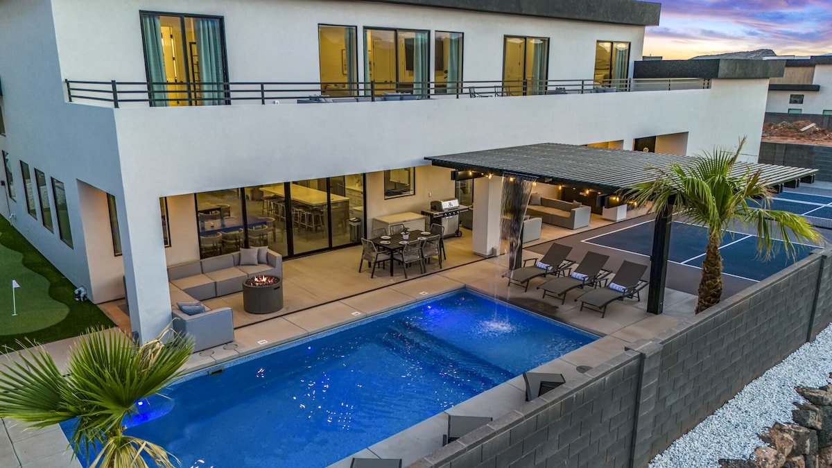 Pecan Valley 5154 Private Pool & Pickleball Court