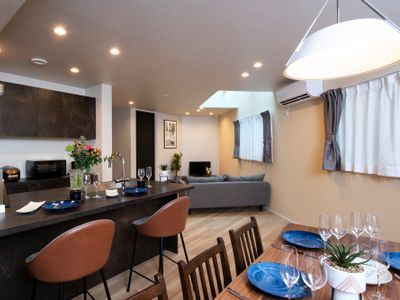 SALE! 5min Sta spaces bed 2.3F fam frie quite