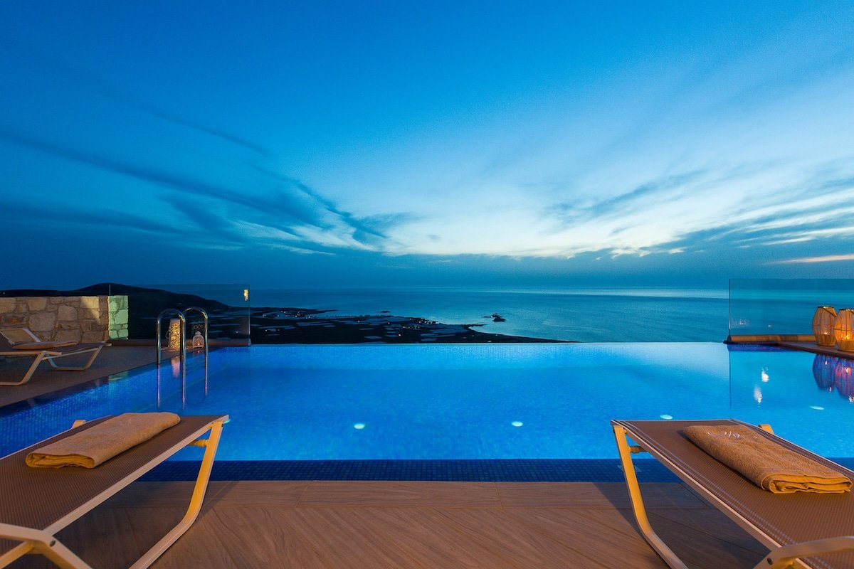 Villa Daphne, 3 BD, 3 BA, private pool, sea views gallery image 2