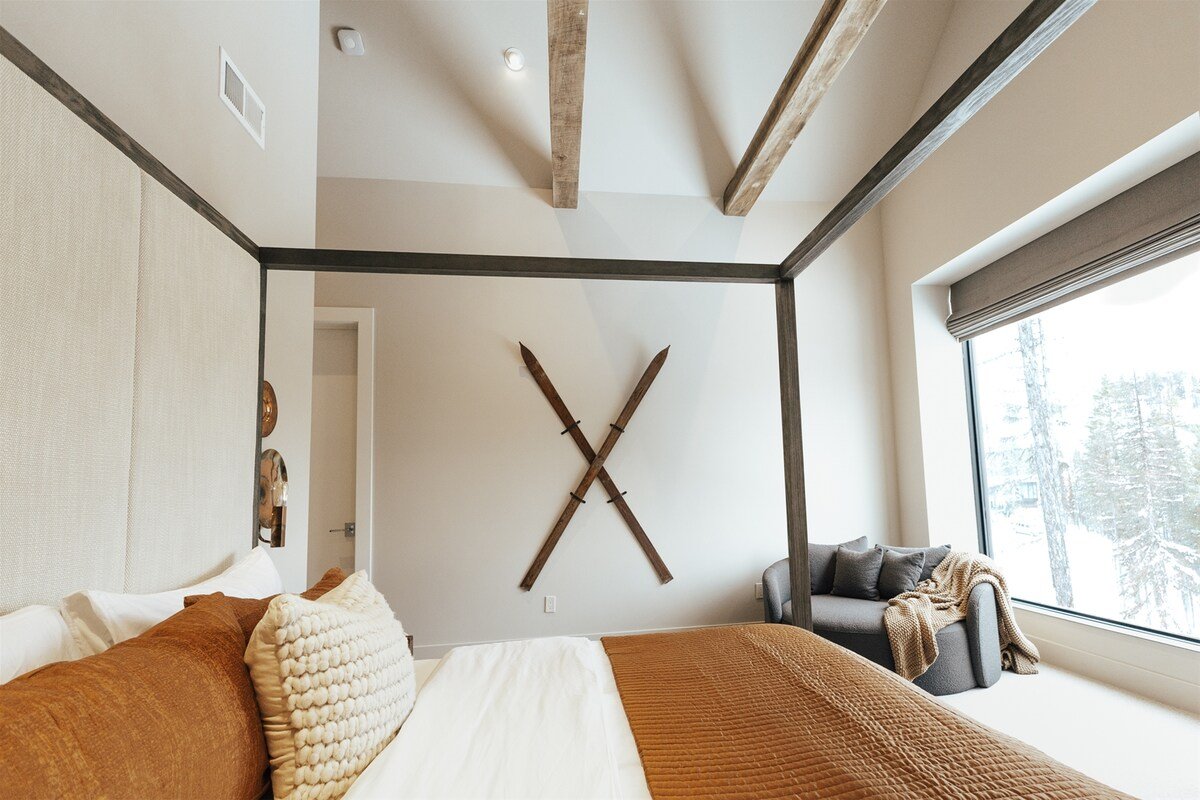 Luxury 2024 Whitefish Ski-in/Ski-out Home, Hot tub gallery image 4