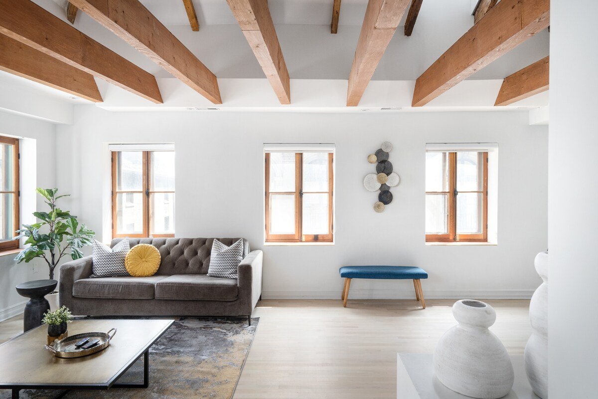 Sublime 3BR 2BA Apt | Old Mtl | St Paul ST | gallery image 3