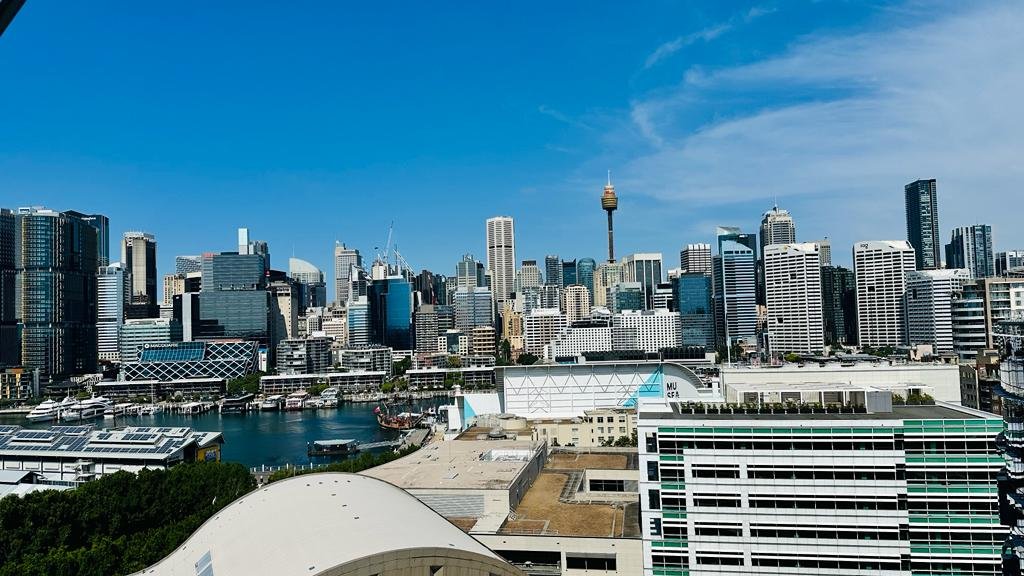 City water views 3bedrm Apartment The Star Pyrmont gallery image 2