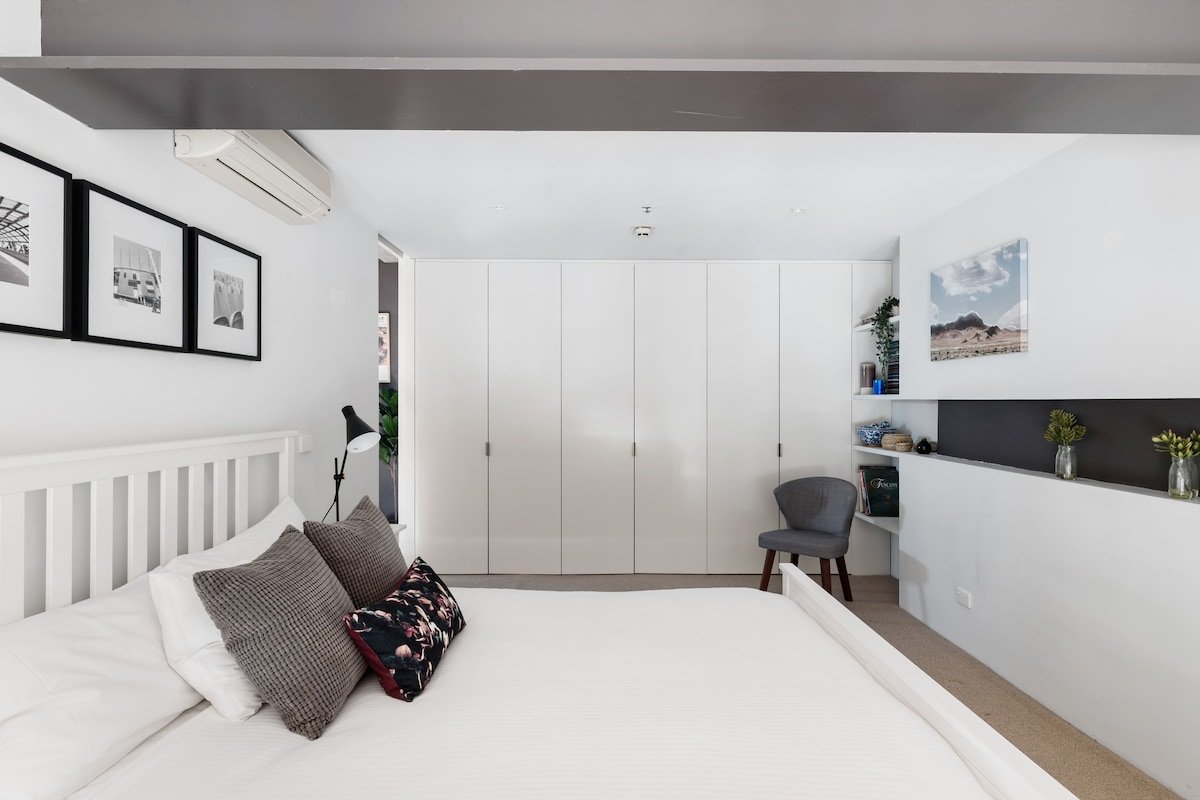 Radiant Richmond Warehouse gallery image 3