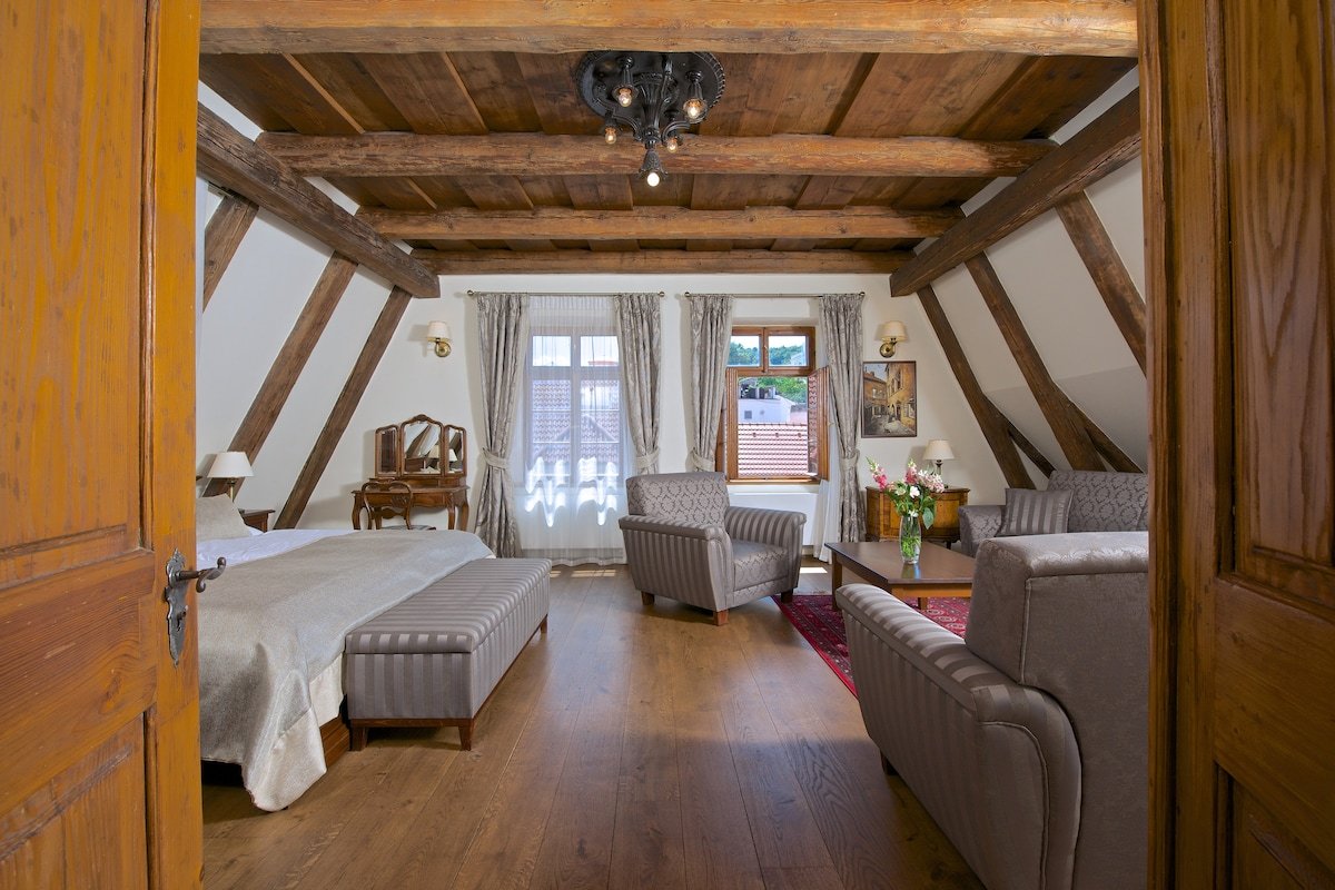 Family apartment with terrace under Prague Castle gallery image 3