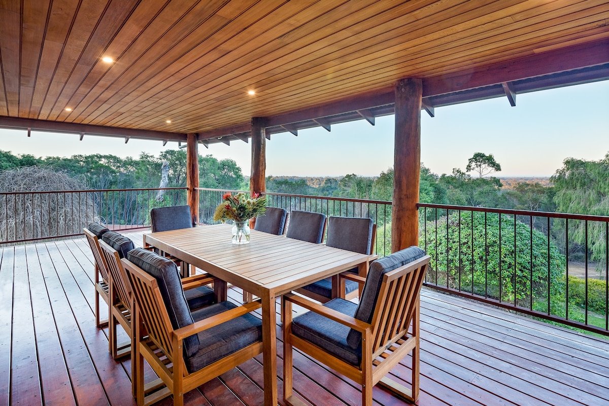 The Manor: Family Country Retreat Near the Coast gallery image 5