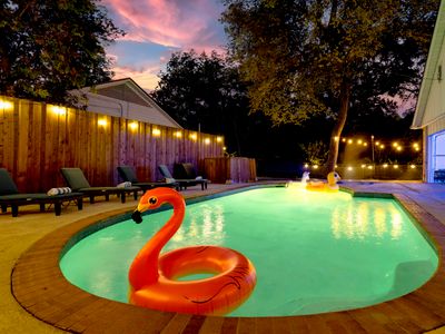 Lux 4BR 2.5BA /Pool/Hot Tub/Game Room/Bishop Arts