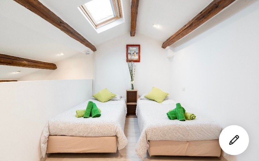 Casa di design tranquilla e confortevole in centro gallery image 3