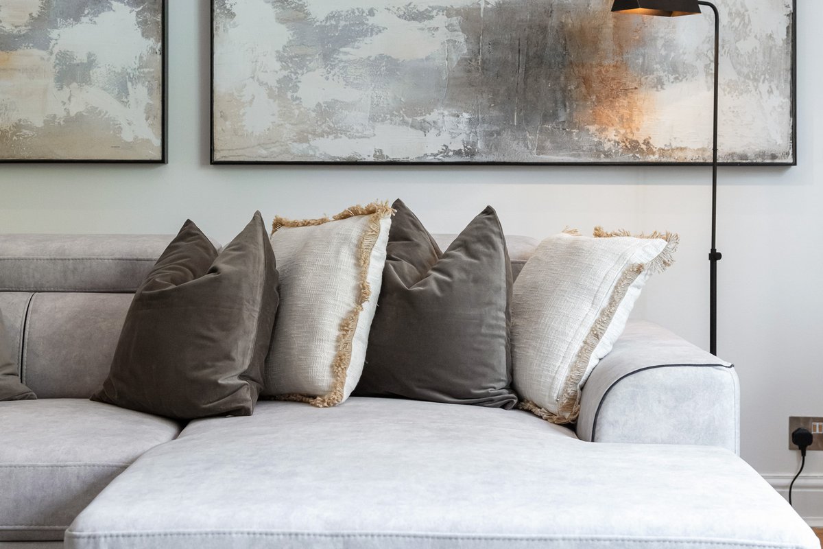 Rare 4bed Townhouse with Parking