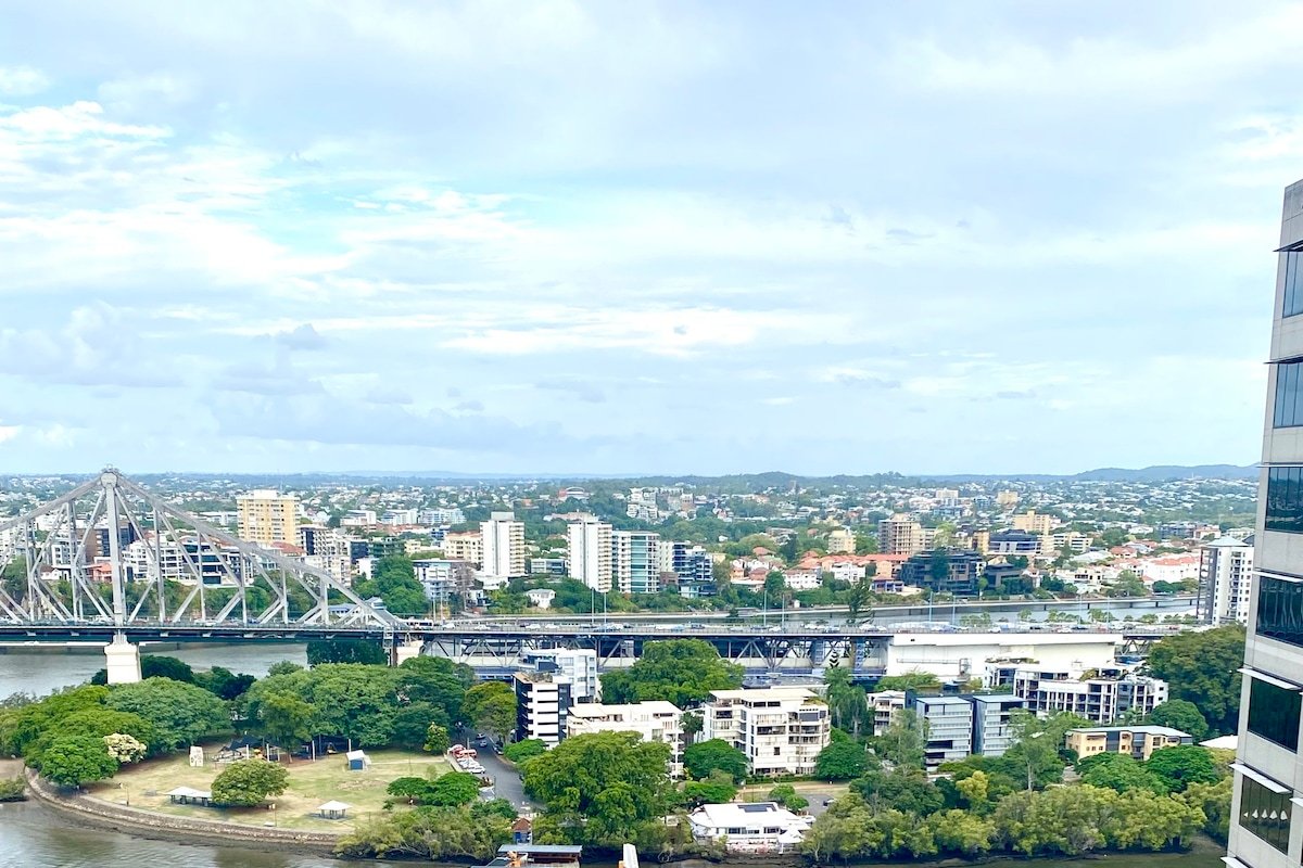 River View on Queen gallery image 3