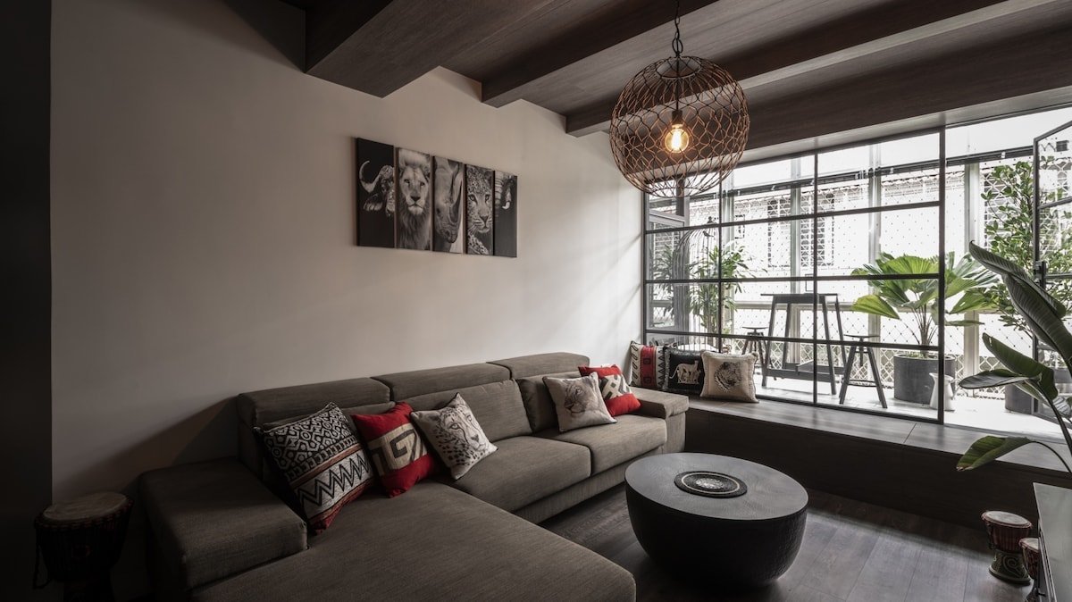 Safari Resort Design – prime location gallery image 4