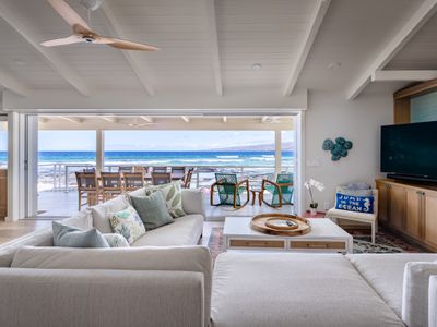 Absolutely Stunning Oceanfront Puako Beach House!
