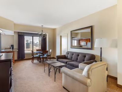 2 Bedrm by Diamond Rst LV