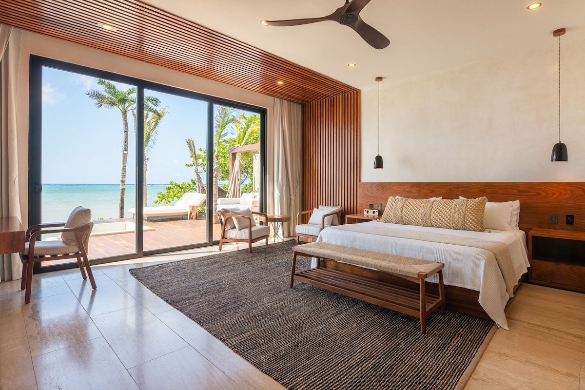 Villa TuluMar Beachfront Luxury Villa+Chef & Staff gallery image 5