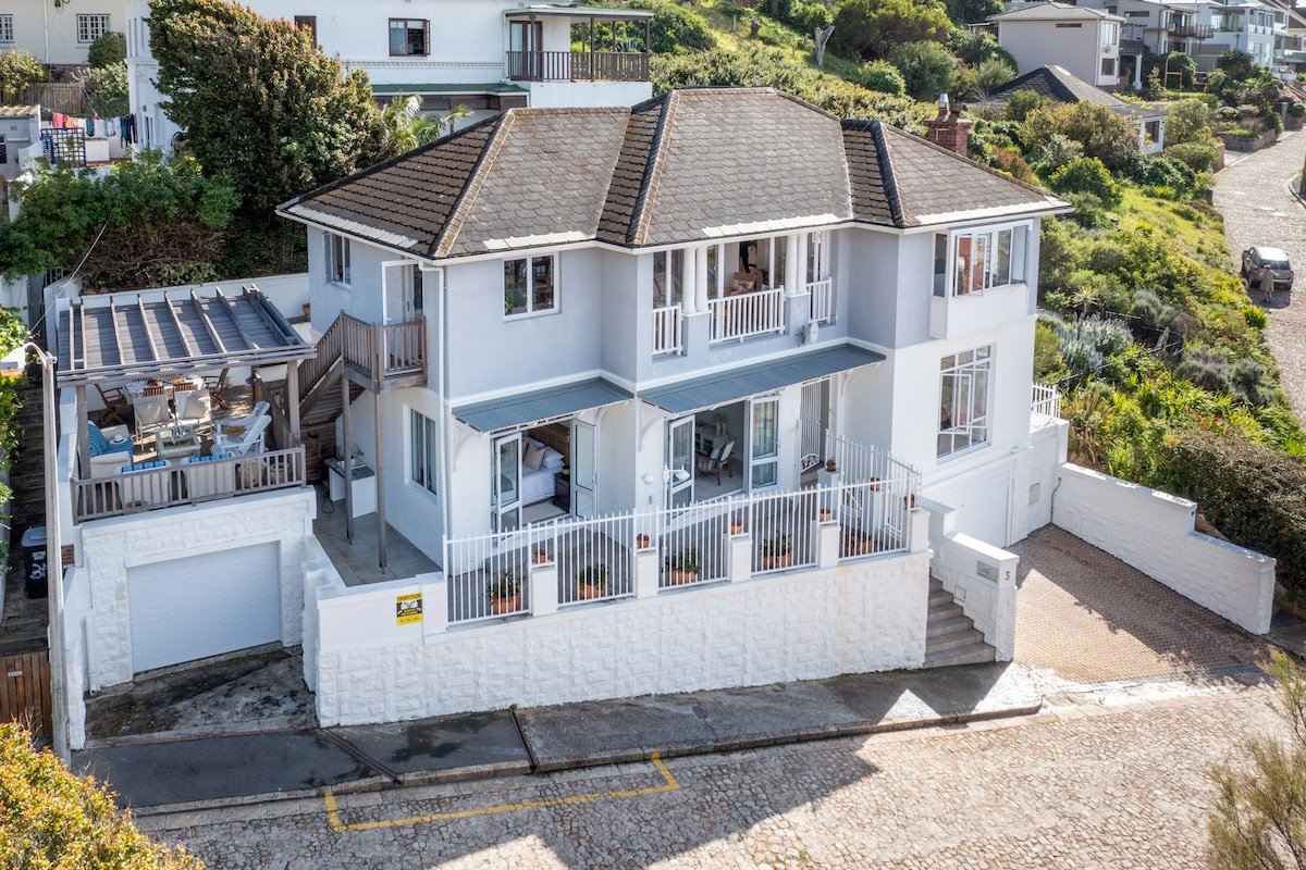 Harbourgate gallery image 2