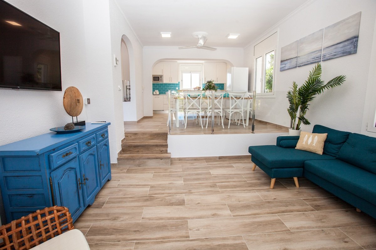 Villa Meru 7 pax, A/C, Pool & Mini Sports pitch gallery image 4