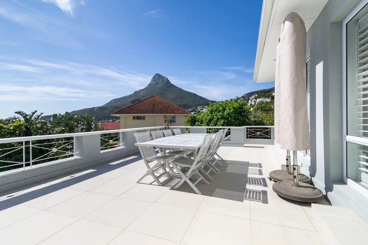 Msangasanga – Superb family Villa in Camps Bay gallery image 4
