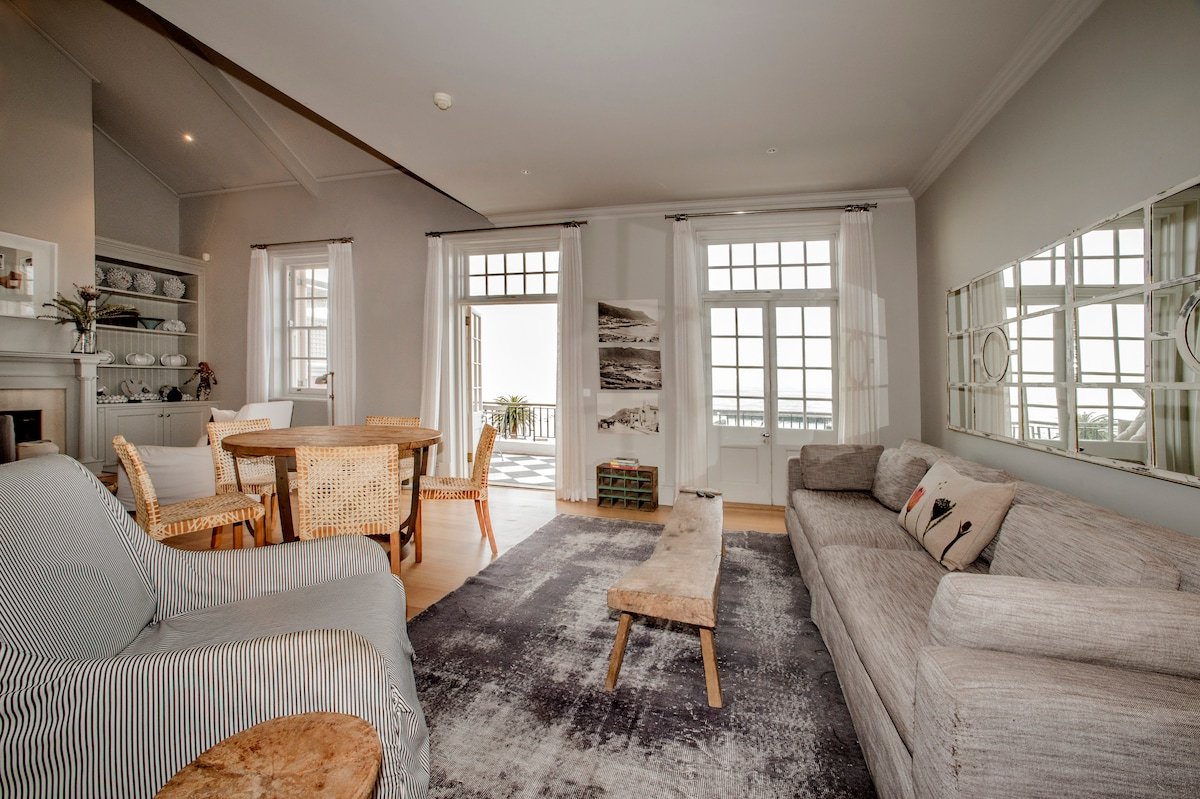 Penthouse at the Majestic, roof terrace/sea views gallery image 3