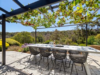 By the River – idyllic getaway