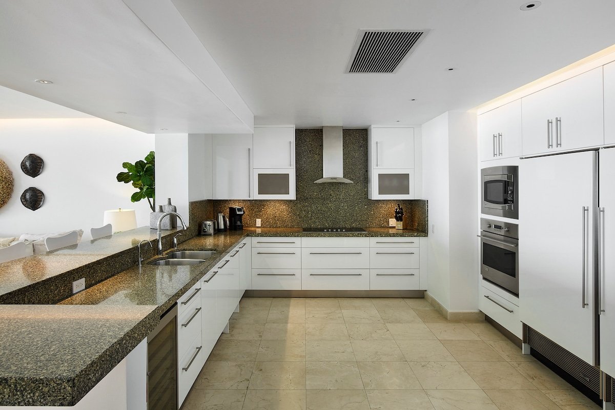 Portico 3 gallery image 3