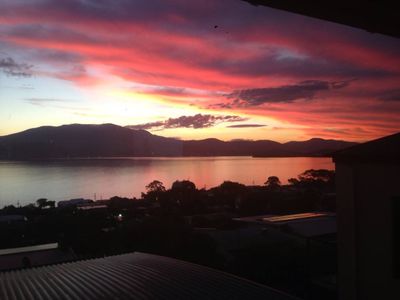 Home Away From Home with 180 Degree Hobart Views