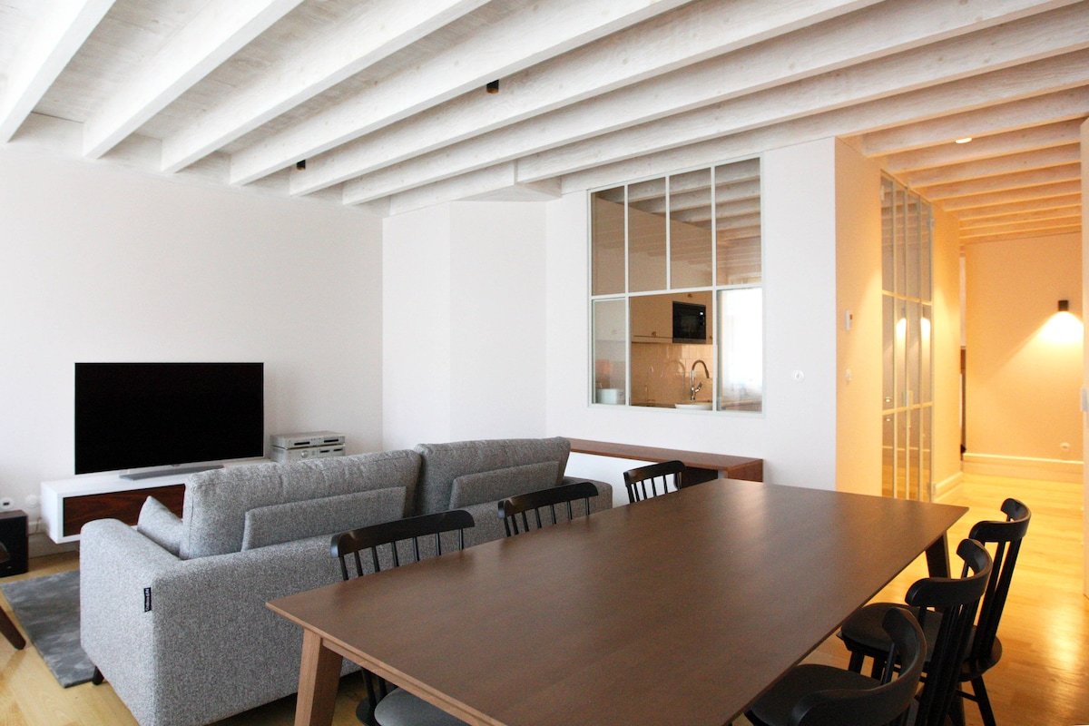 Cozy 3 Bedroom apartment @Porto Downtown gallery image 2