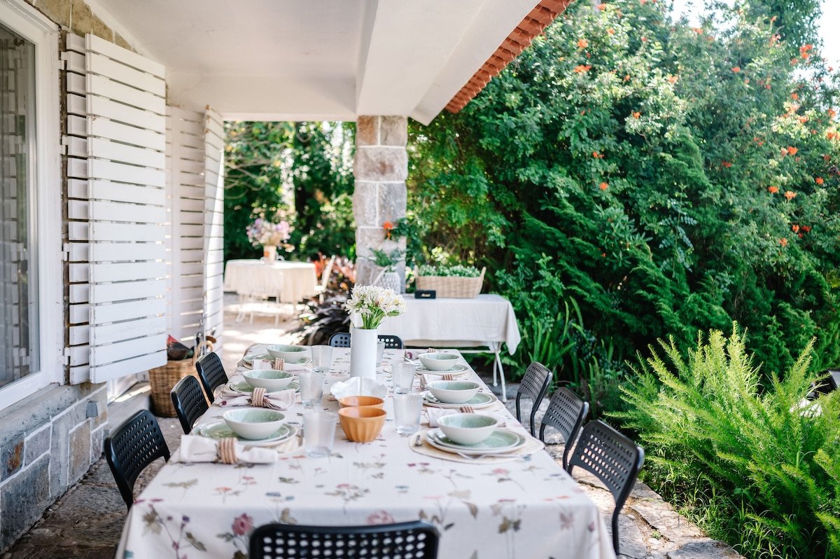 Colares Surf Pine Tree – Heated Pool gallery image 4