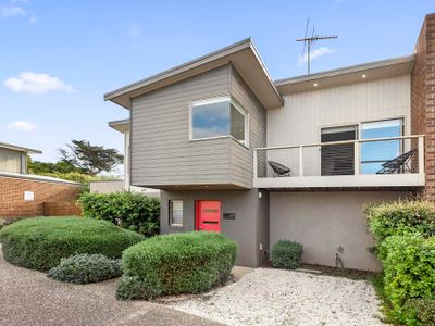 Stroll Away. Townhouse just a stroll to Ocean and