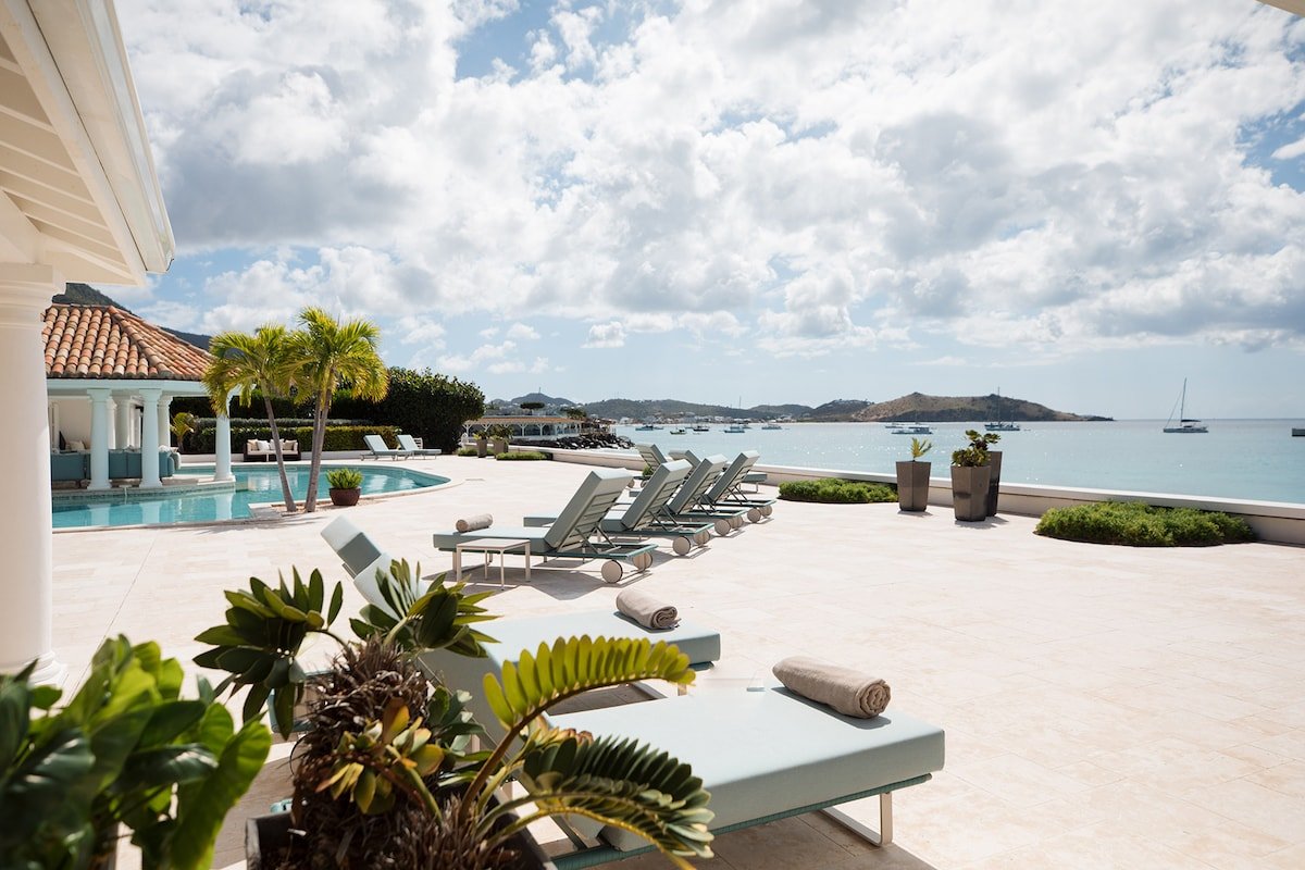 Petite Plage 4 (5 bedrooms) – Stunning beachfront gallery image 4