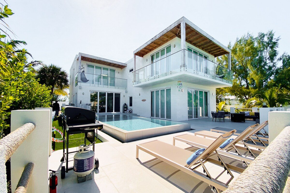 Harbour House gallery image 2