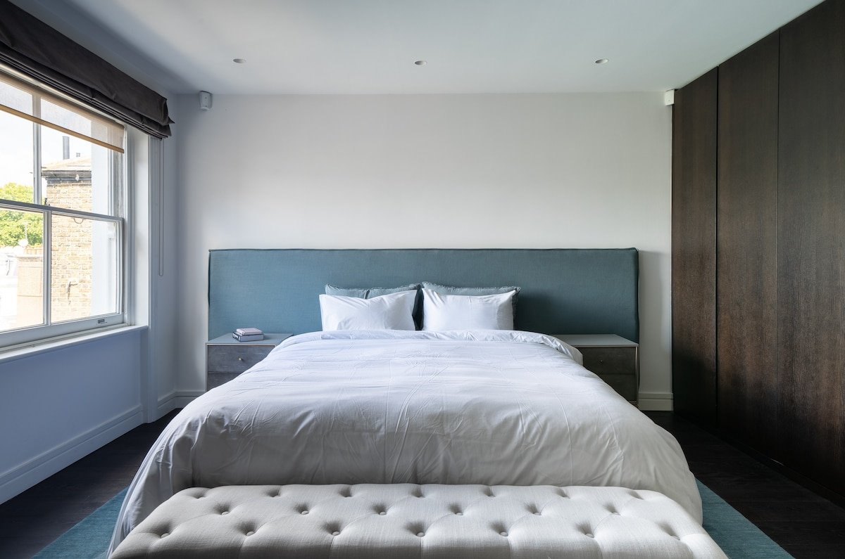 Fabulous Knightsbridge Penthouse gallery image 4