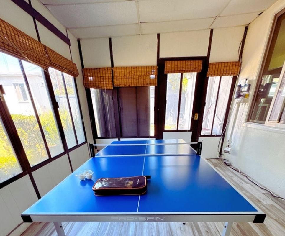 Torrance Retreat: 3 BDR, 2BR gallery image 5