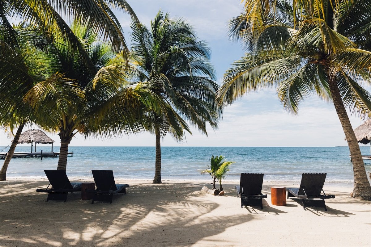 Belize’s Premier Beach House, The Golden Spot gallery image 5