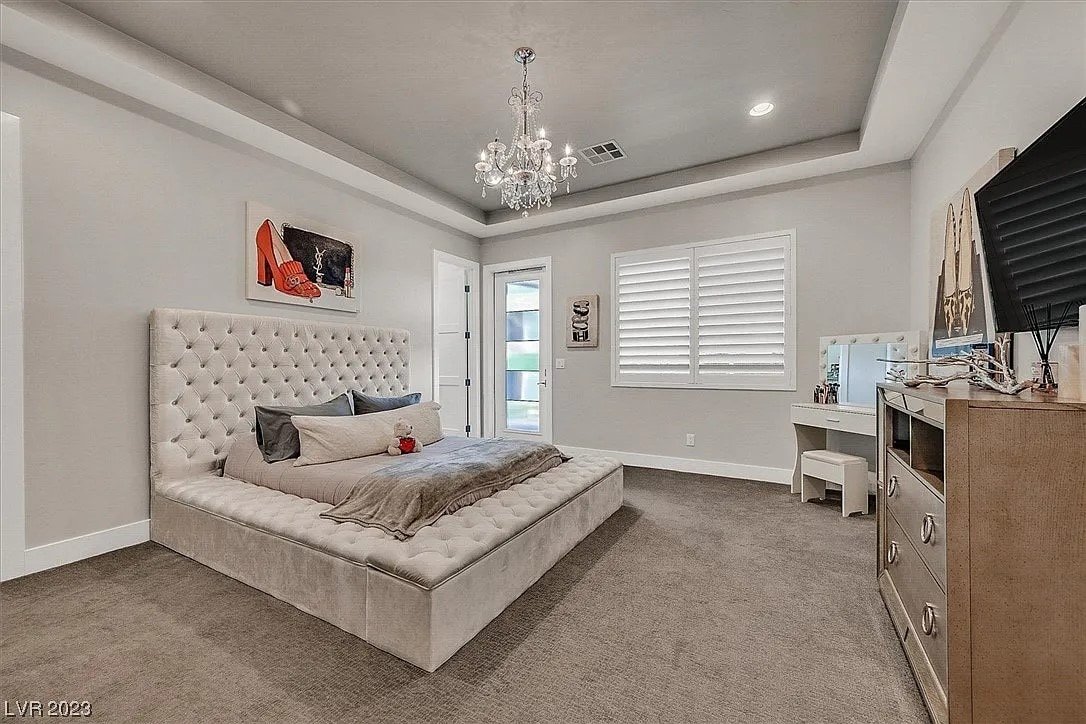 7 minutes to Vegas strip-your home away from home gallery image 4