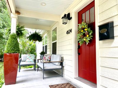 5 BR New Build by LightRail, near Creek