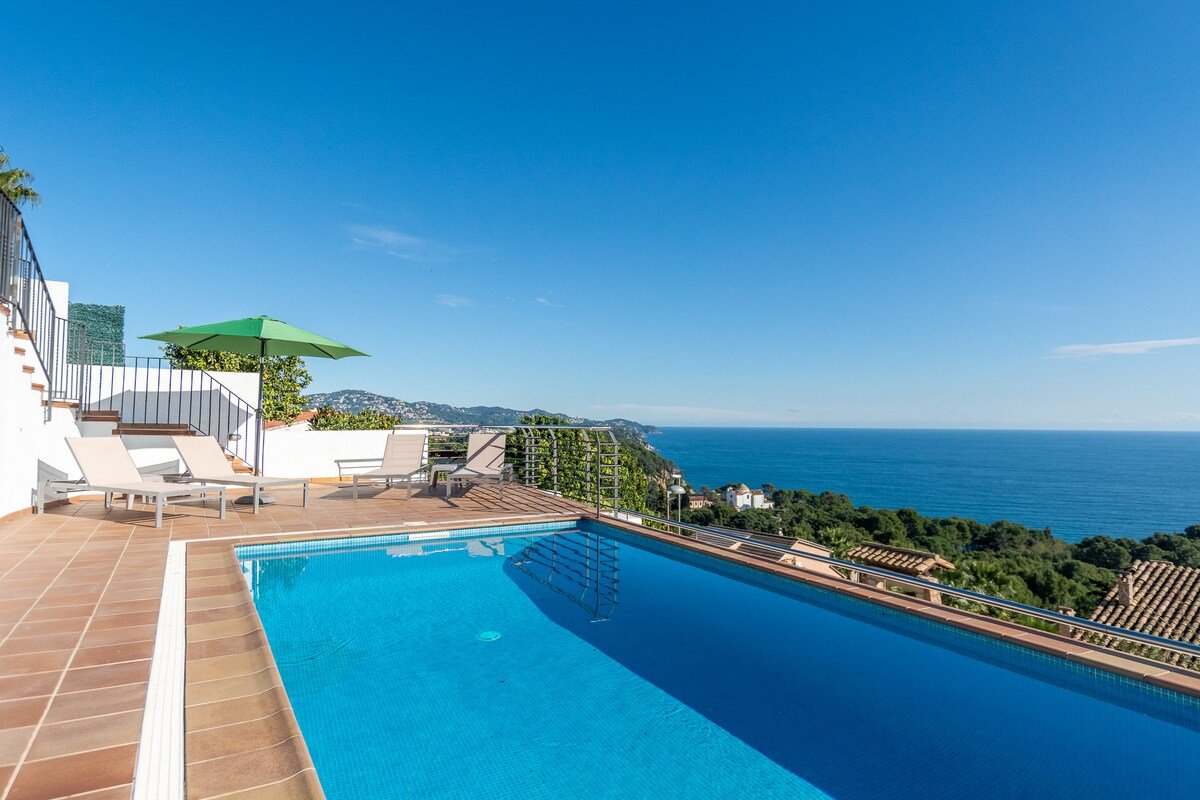 ★ CoastalVillas – Villa Blue Bay ★ beautiful views gallery image 2