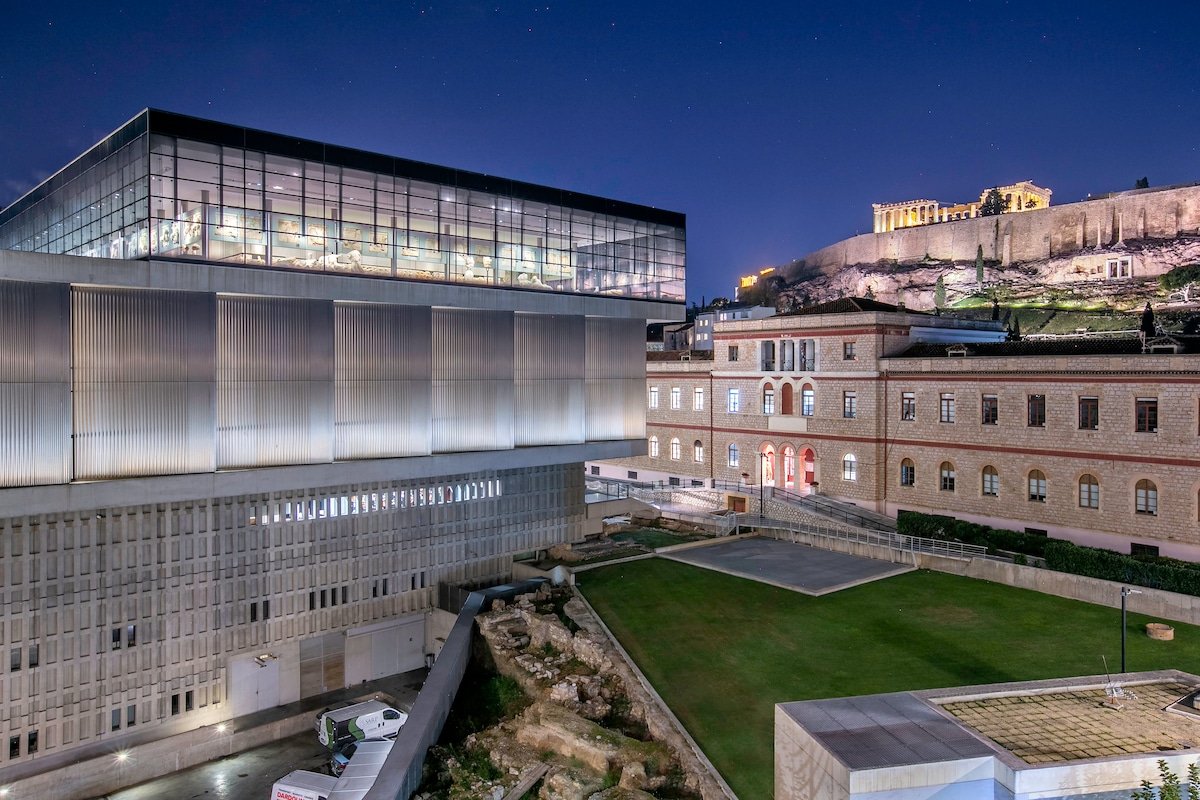 Acropolis View Elegant Central Apartment – Eris gallery image 2