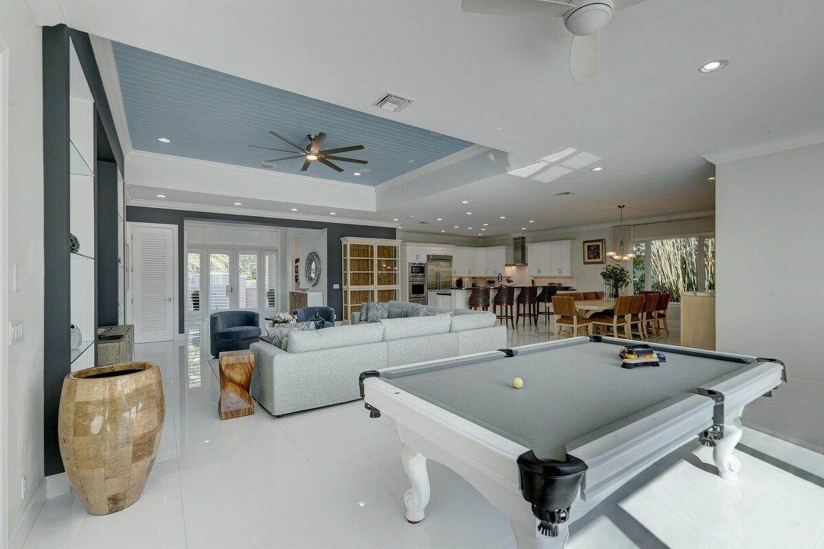 Waterfront ~ Heated Pool ~ Dock ~ Kayaks ~ Bikes gallery image 2