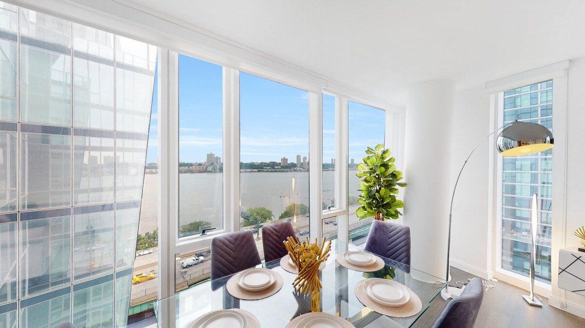 Stunning View of the Hudson River gallery image 4